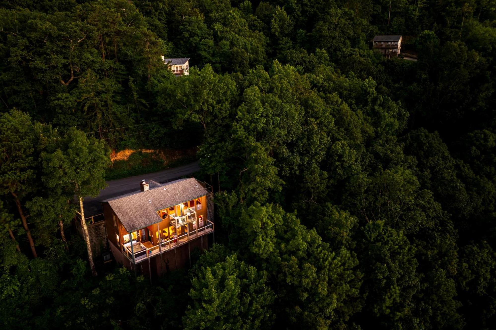 Elevista - Quaint&Private-Views-Hottub-Pooltable-Bears-3 Clubhouse Pools Villa Gatlinburg Kültér fotó